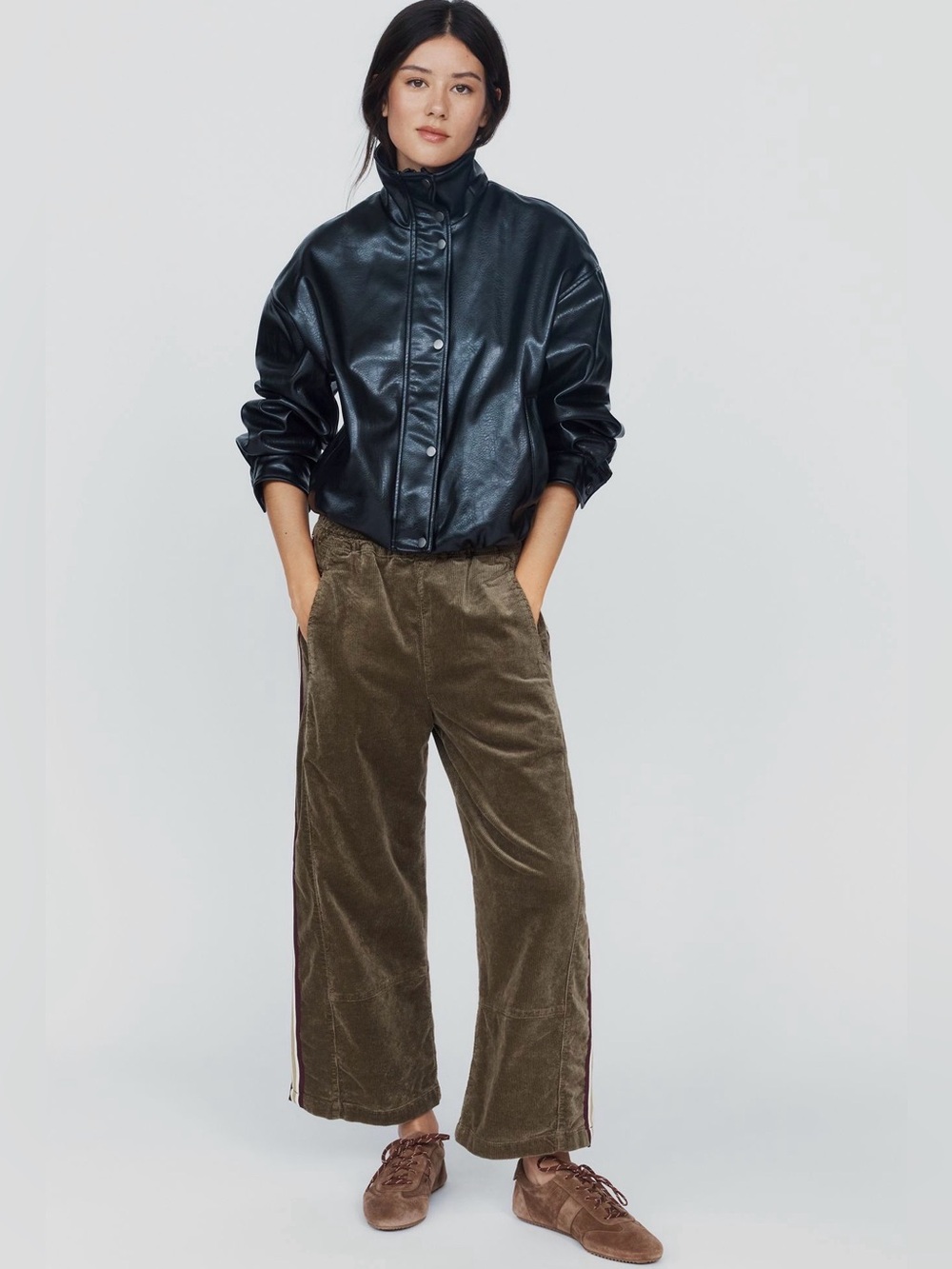 PILCRO Izzie Relaxed Corduroy Pull-On Barrel Pants Olive Stripe S - Picture 3 of 16